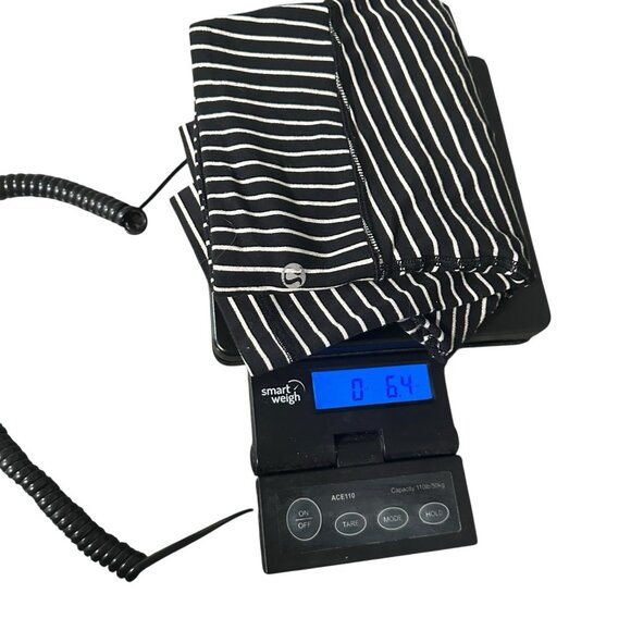 Lululemon Wunder Under Crop Capri Leggings Size 6 Black White Stripe High Rise - Picture 11 of 11